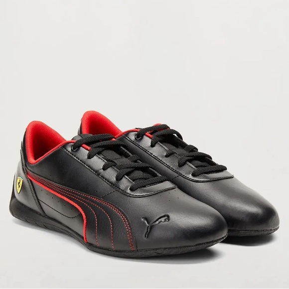 Puma for Ferrari Neo Cat trainers in black - Picture 1 of 8